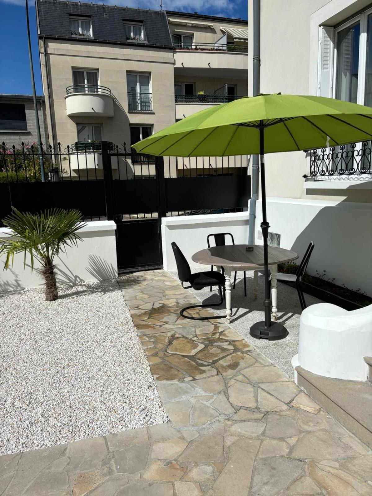 Appartement 2 Chambres Dans Une Belle Maison A Proximite De Paris Asnières 外观 照片